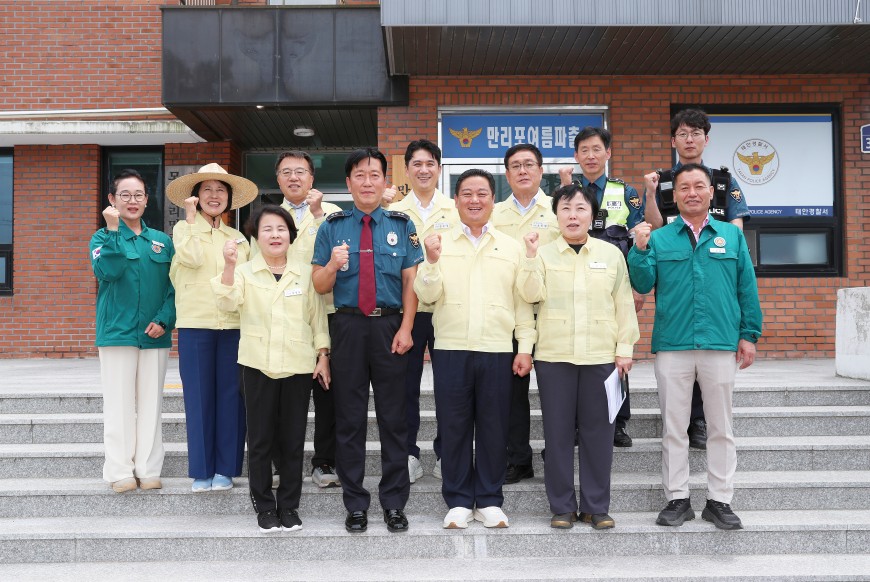 태안군의회, 해수욕장 안전 최일선 근무자 격려나서